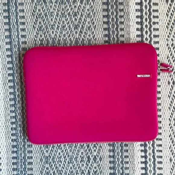 Incase Laptop Sleeve  Sleeve - Picture 1 of 14